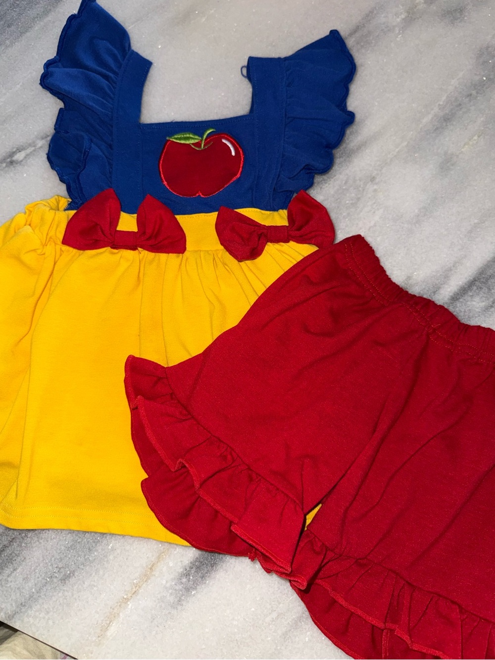 Girls Abbie and Evie Snow White Themed Apple outfit with Red Shorts Cotton 2T